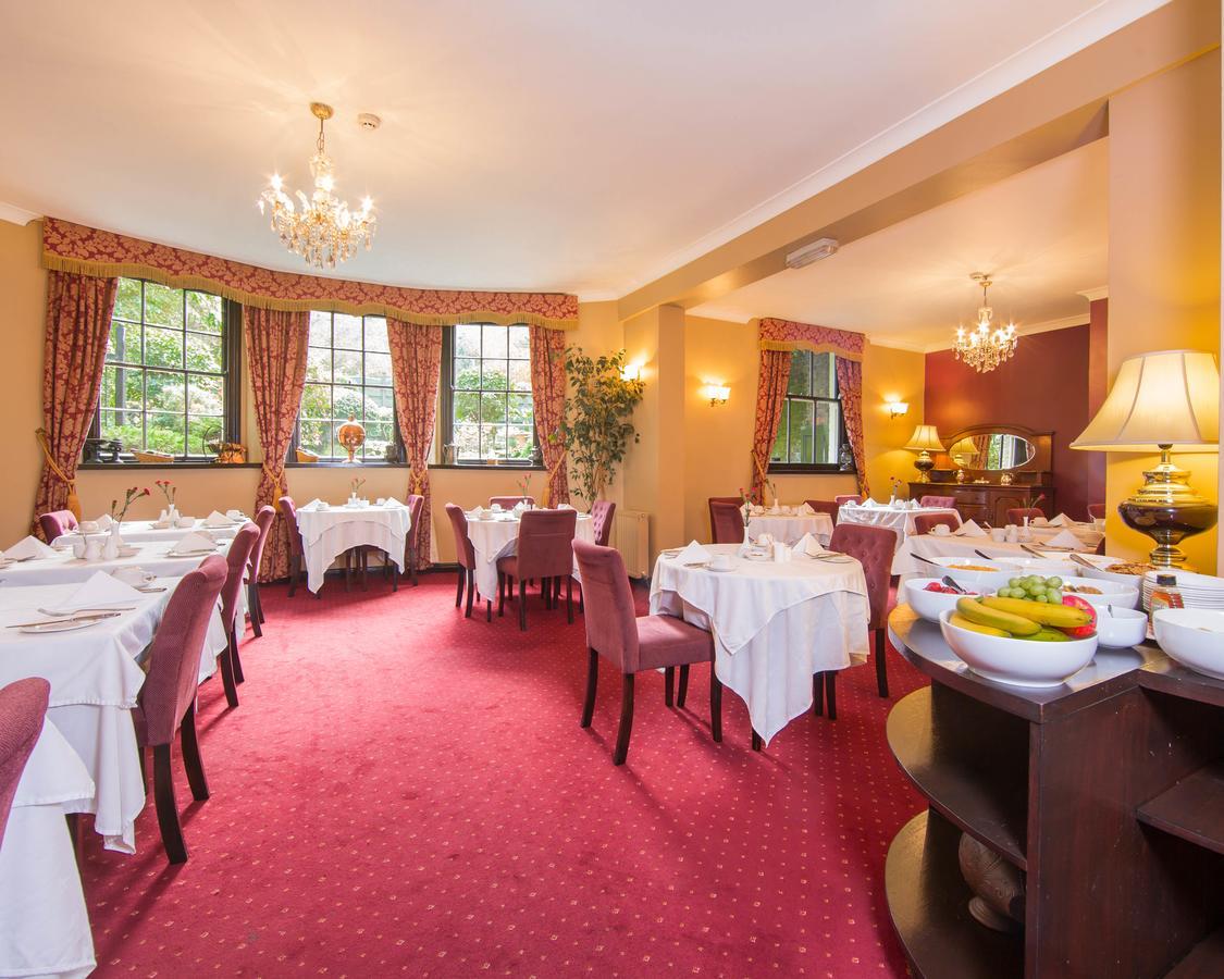 Alhambra Court Hotel York Bagian luar foto